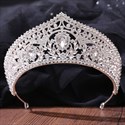 Enchanting Crystal Bridal Tiara With Rhinestone Accents