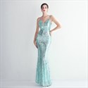Robe de bal sirène à sequins col V et bretelles fines, dos nu
