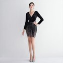 Robe de fête à sequins ornée, col V et manches longues