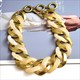Halskette Schmuck Acryl-Halsketten Statement Mode-Accessoires Hochwertiges Metall Neu für Damen Design Mattgold Farbe