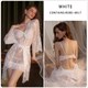 Blumenspitzen-Chemise-Nachthemd mit Rüschen, Mesh, Tanga und Bademantel-Set mit Gürtel