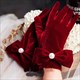 schwarze Samt-Retro-Handschuhe für Damen